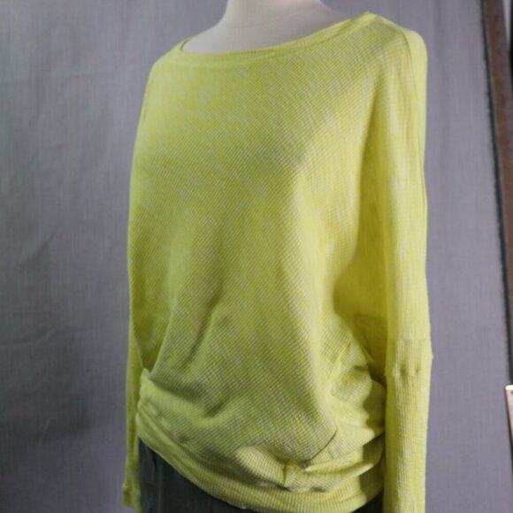 Anthropologie Waffle Knit Long Sleeve Top Drop Shoulder Asymmetrical Hem Tee M - Picture 3 of 12